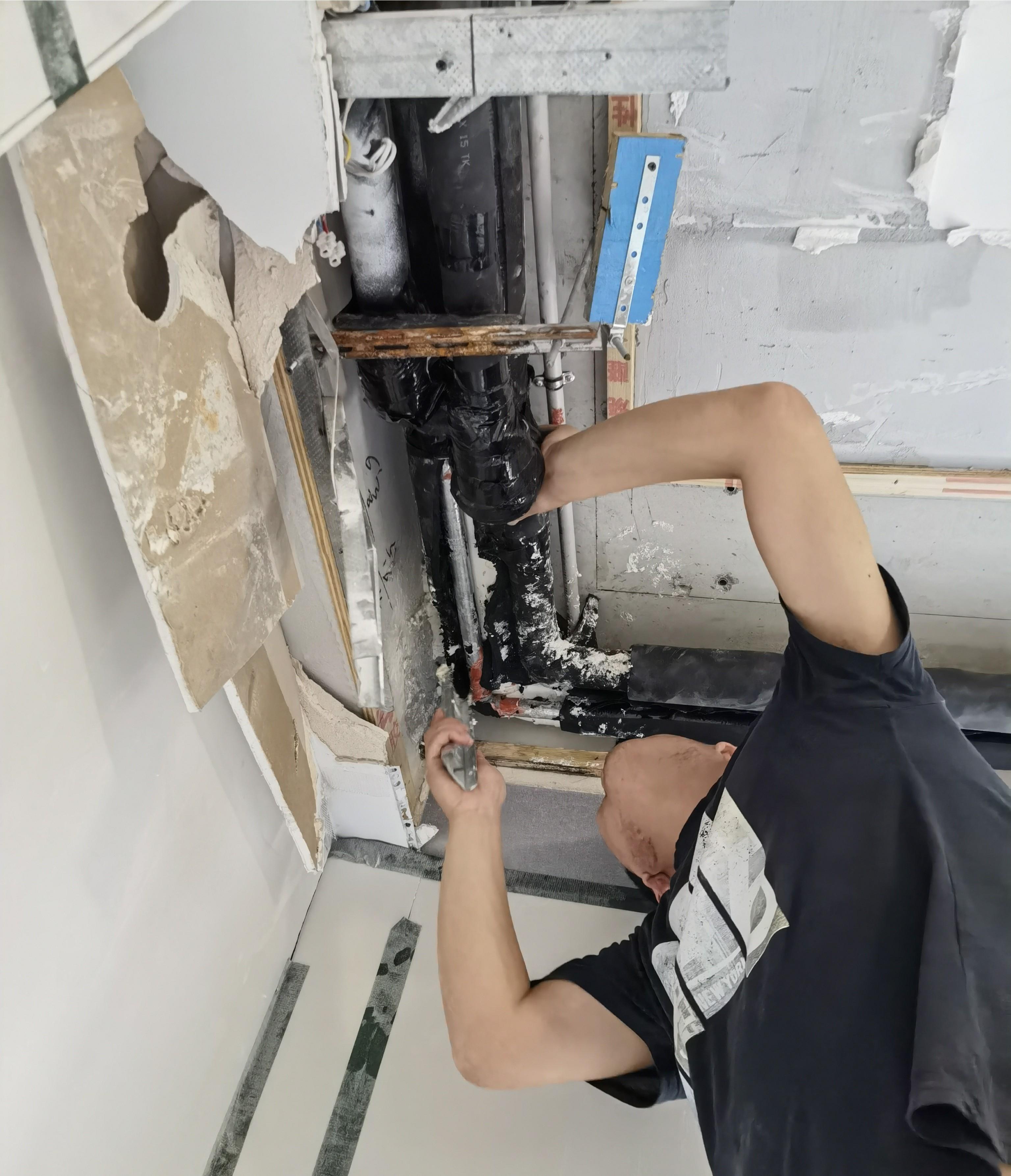 熊猫体育快快帮｜空调新风系统施工太“水”新小区几十户成“水帘洞”(图8)