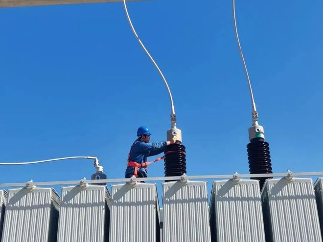 暖气要“上岗”了?山东16市供暖最新消息→(图2) 暖气要“上岗”了?山东16市供暖最新消息→(图2)